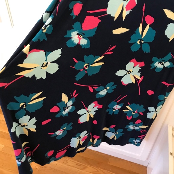 LANE BRYANT Floral Midi Dress Short Sleeve Cold Shoulder Plus Size 18 20 1X NWT - Picture 10 of 16